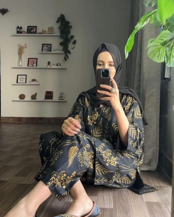 2 Pcs Women’s Stitched Petal Print Linen