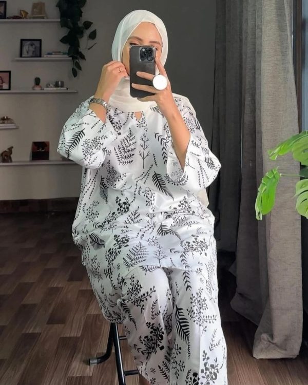 2 Pcs Women’s Stitched Petal Print Linen