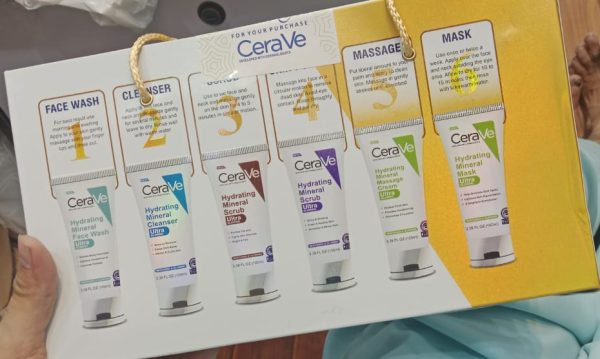 CeraVe Hydrating Mineral Facial Kit, Pack of 6