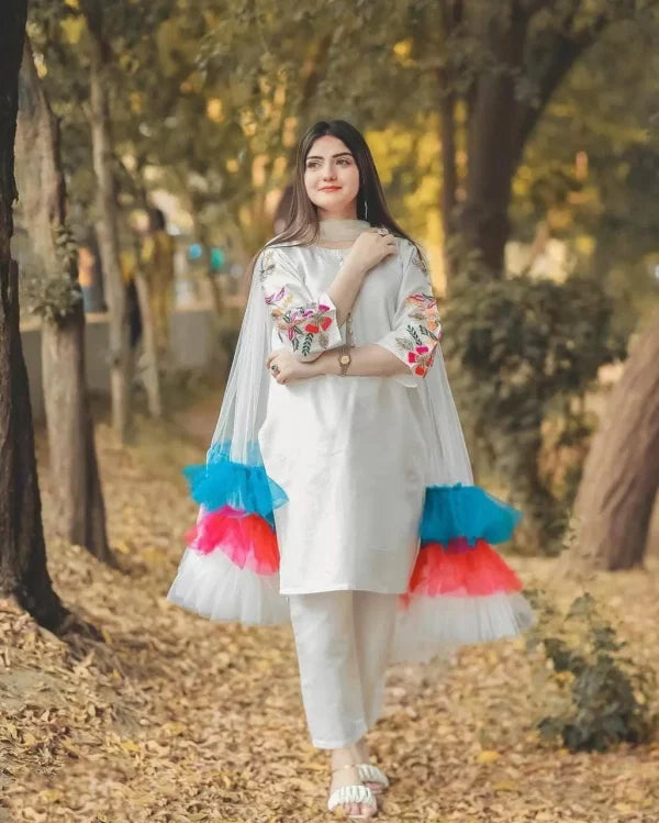 Embroidered Sleeves Kurti With Frill Dupatta