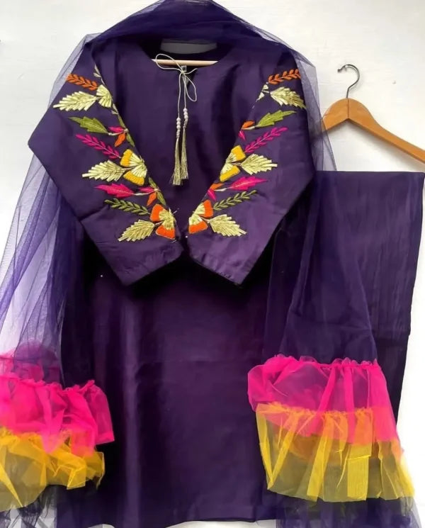 Embroidered Sleeves Kurti With Frill Dupatta