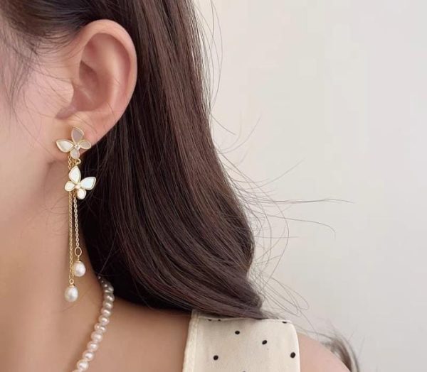 Unique Design Elegant Pearl Butterfly Earrings